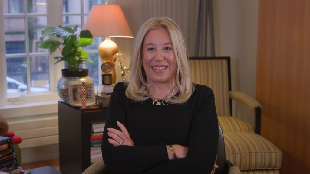 Lisa Sharkey headshot.